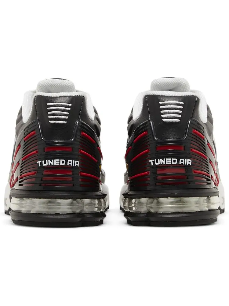 Кроссовки Nike Air Max Plus 3 'Black University Red' — изображение 6 из 8, черный