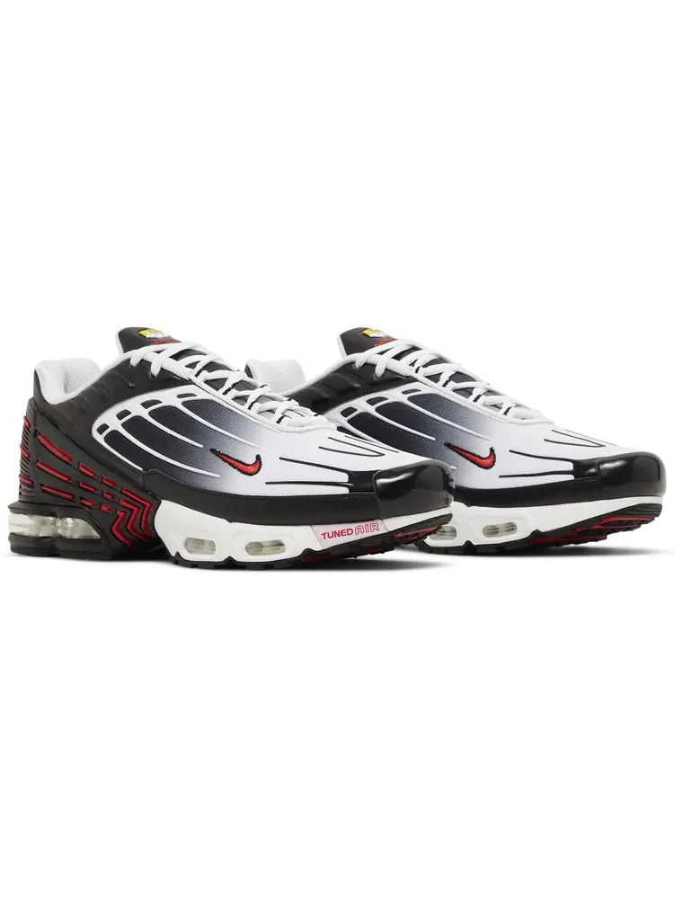 Кроссовки Nike Air Max Plus 3 'Black University Red' — изображение 8 из 8, черный