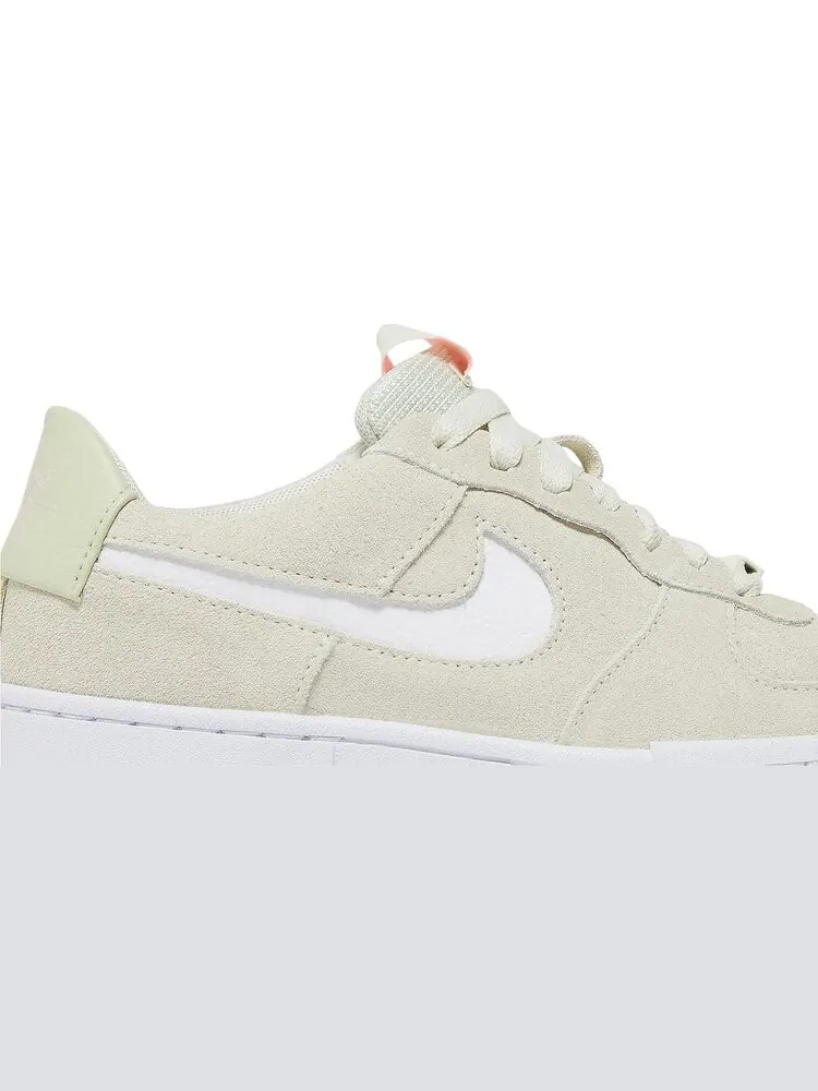 Кроссовки Nike Wmns Air Force 1 Pixel 'Olive Aura' — изображение 2 из 8, белый