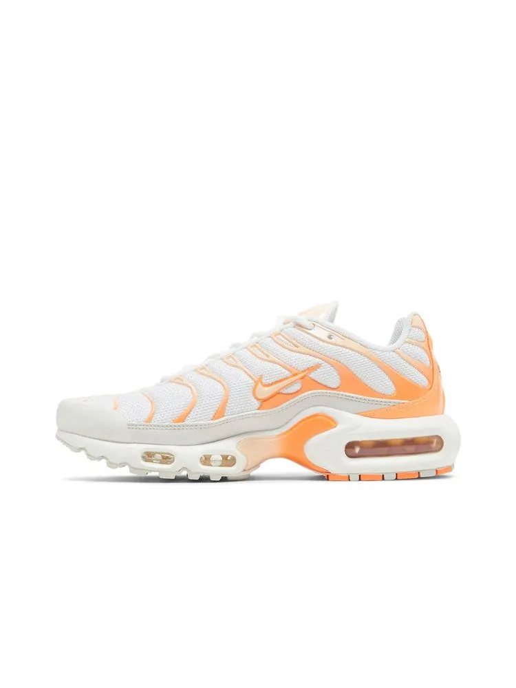 Кроссовки Nike Wmns Air Max Plus 'White Atomic Orange' — изображение 4 из 9