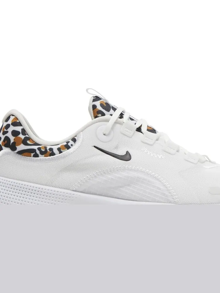 Кроссовки Nike Wmns React Escape Run 'White Leopard' — изображение 2 из 8, белый