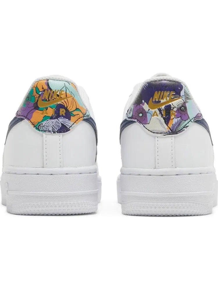 Кроссовки Nike Air Force 1 Low LV8 GS 'White Floral' — изображение 6 из 8, белый