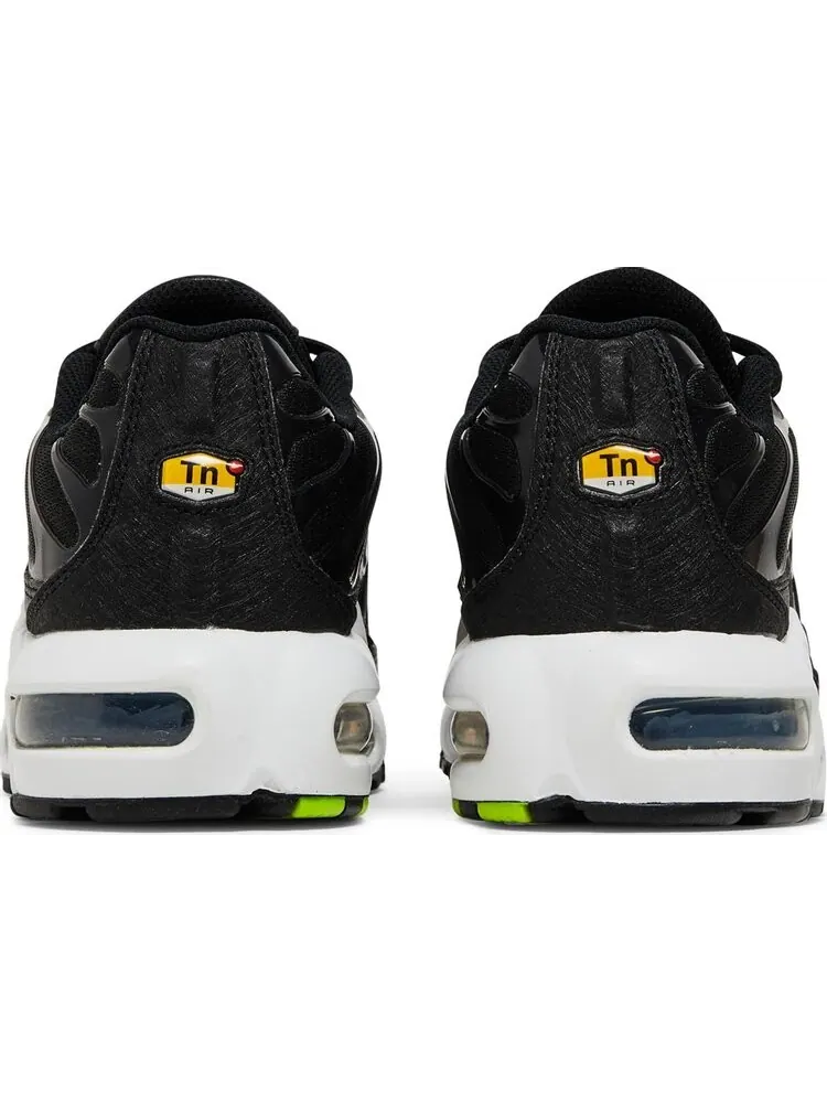 Кроссовки Nike Air Max Plus 1 GS 'Black Volt' — изображение 6 из 8, черный