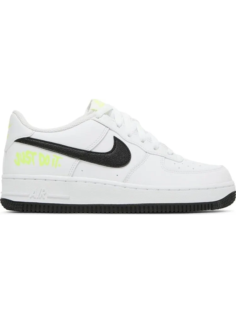 Кроссовки Nike Air Force 1 Low GS 'Just Do It - White Volt' — изображение 1 из 8, белый