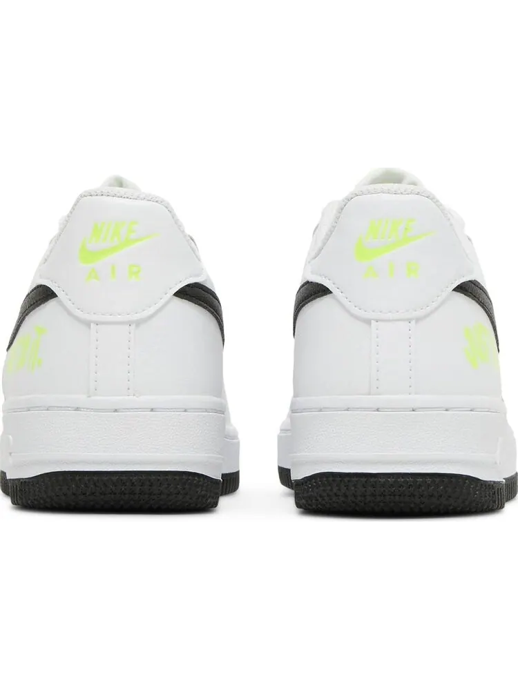 Кроссовки Nike Air Force 1 Low GS 'Just Do It - White Volt' — изображение 6 из 8, белый