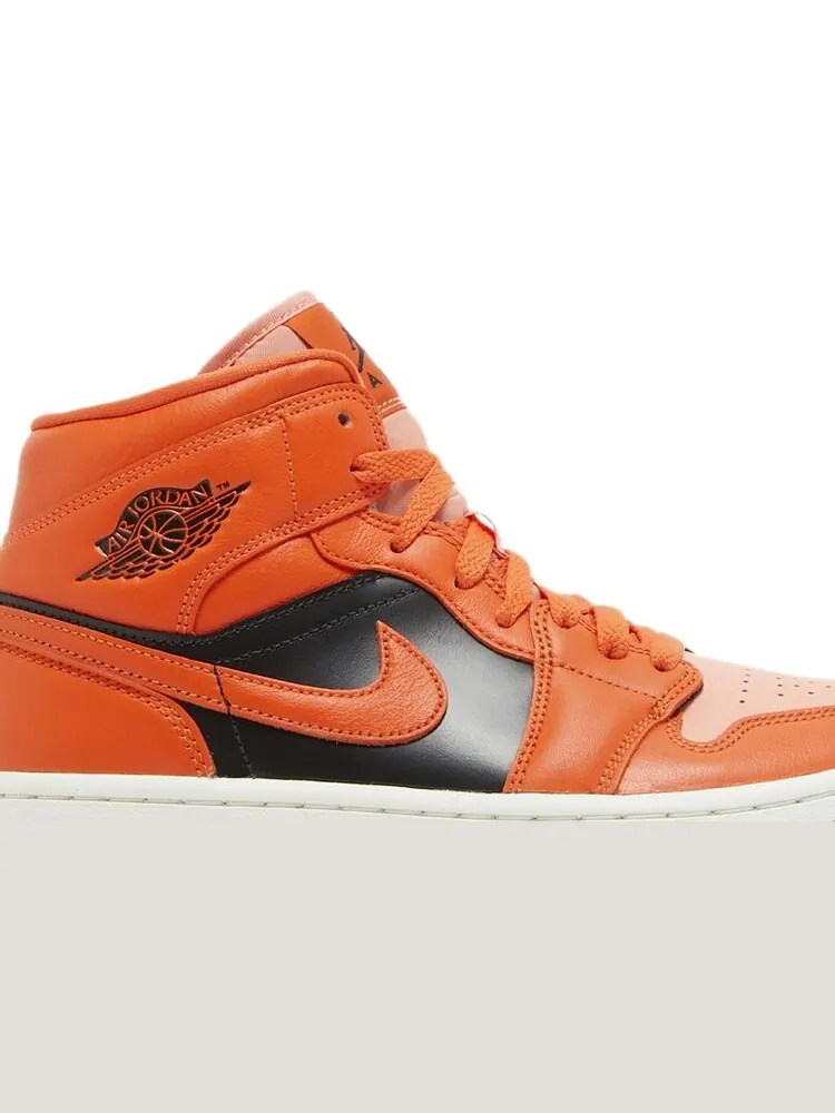 Кроссовки Air Jordan 1 Mid SE 'Rush Orange' — изображение 2 из 8, оранжевый