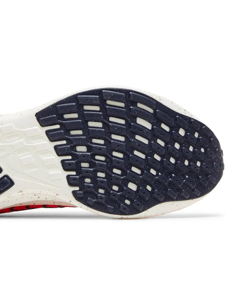 Кроссовки Nike Pegasus Turbo Next Nature 'Bright Crimson' — изображение 5 из 8, оранжевый