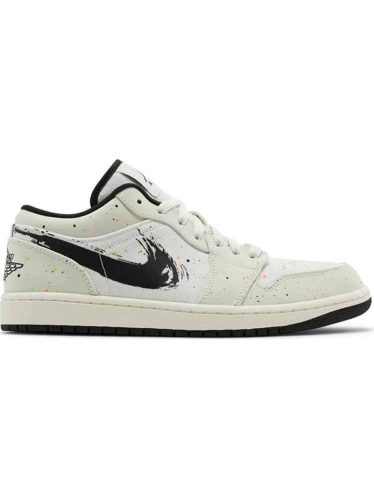 Кроссовки Air Jordan 1 Low Brushstroke Swoosh - Paint Splatter — изображение 1 из 8, белый