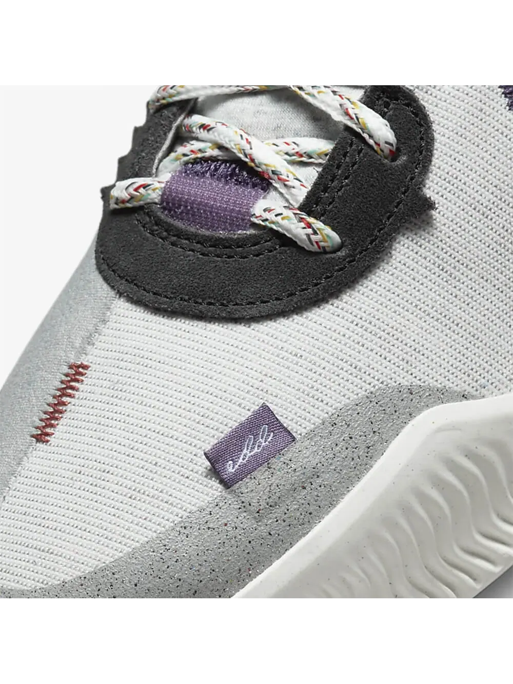 Баскетбольные кроссовки Nike Air Deldon "Together We Fly" — изображение 7 из 10, белый/серый