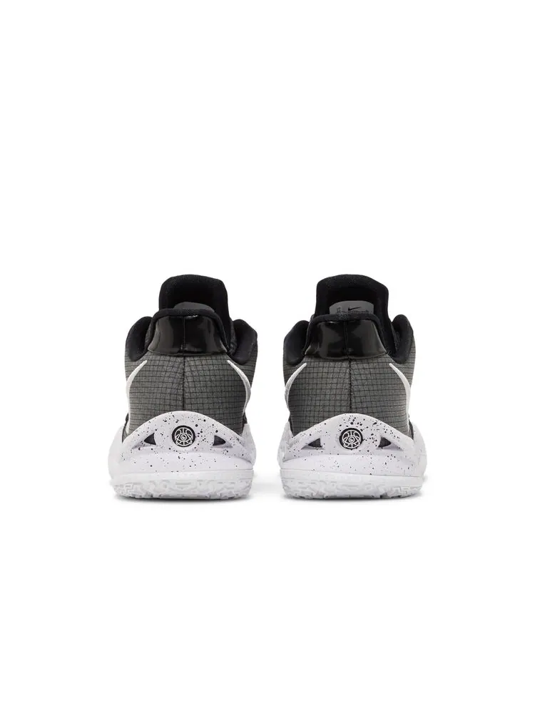 Кроссовки Kyrie Low 4 TB 'Black White' — изображение 6 из 8, белый