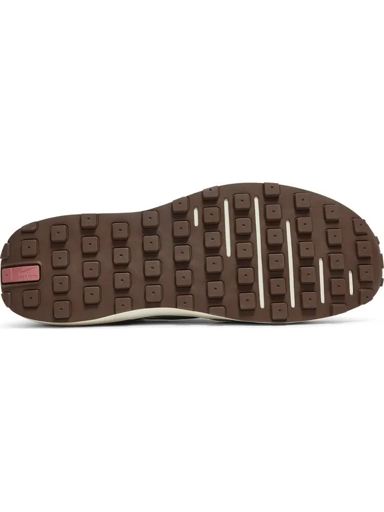 Кроссовки Nike Waffle One 'The Great Unity' — изображение 4 из 8, мульти