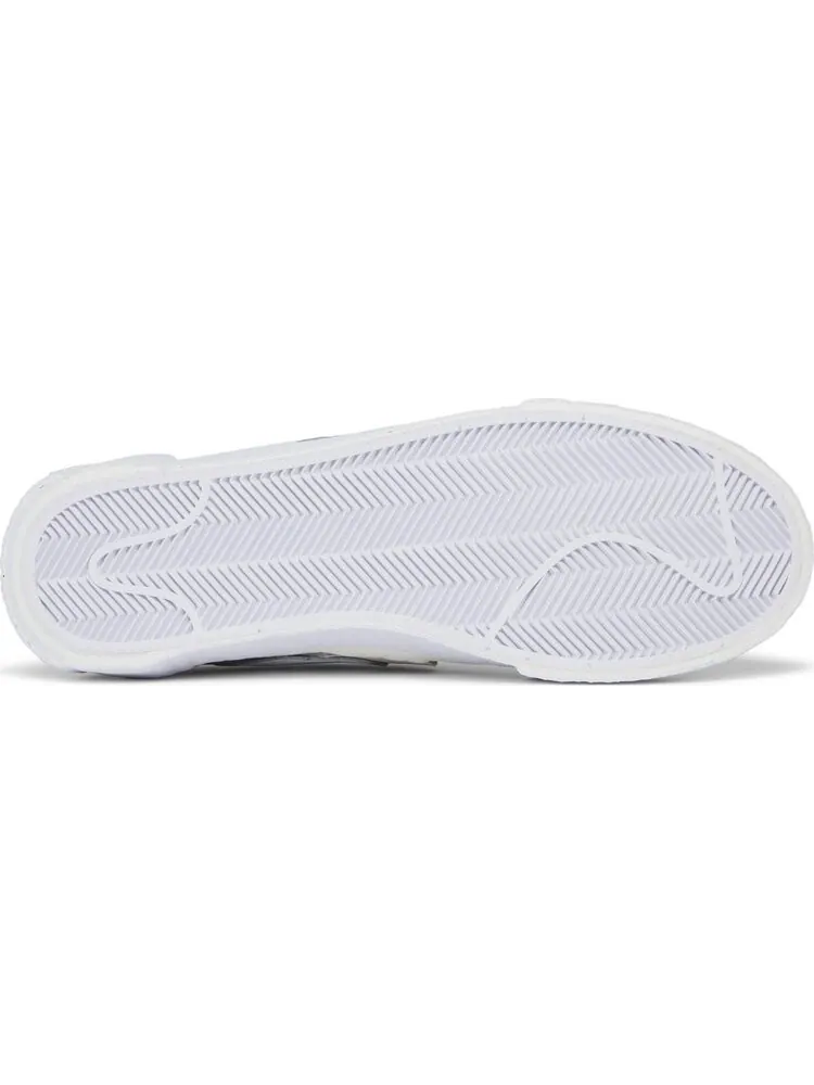 Кроссовки Nike x sacai Blazer Low 'White Patent' — изображение 4 из 11, белый
