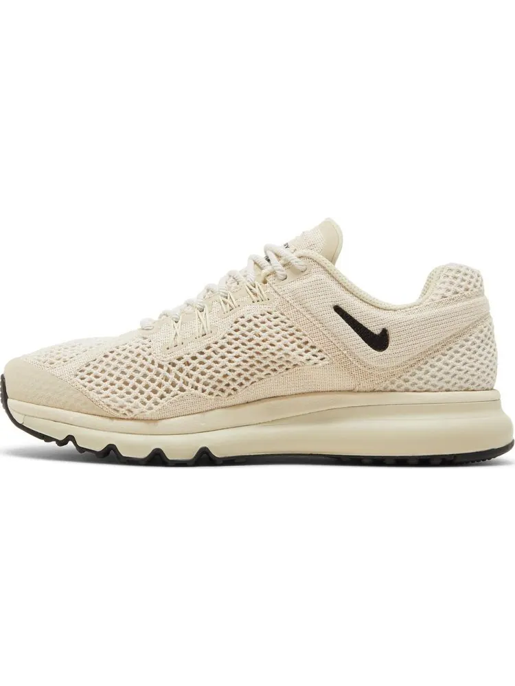 Кроссовки Nike Stussy x Air Max 2013 'Fossil' — изображение 3 из 8, загар