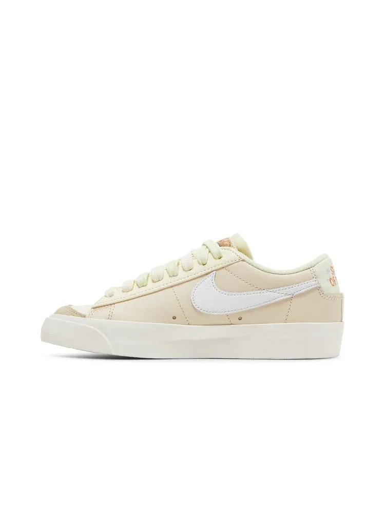Кроссовки Nike Wmns Blazer Low '77 'Sea Glass' — изображение 4 из 9, белый