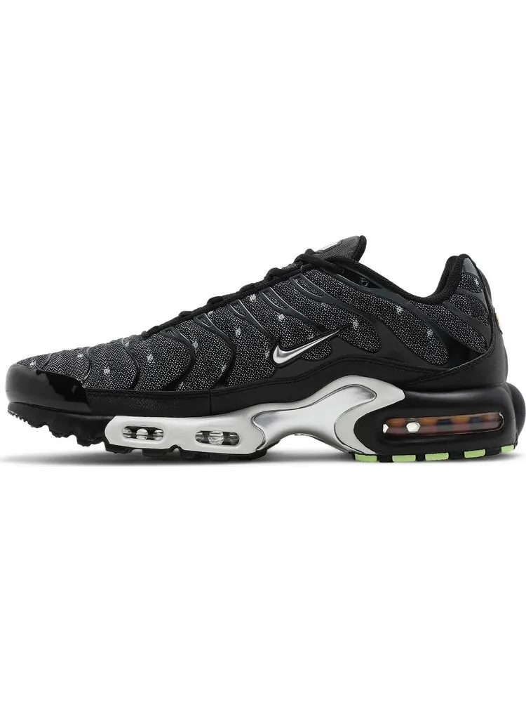 Кроссовки Nike Air Max Plus SE 'Black Chrome' — изображение 3 из 8, черный