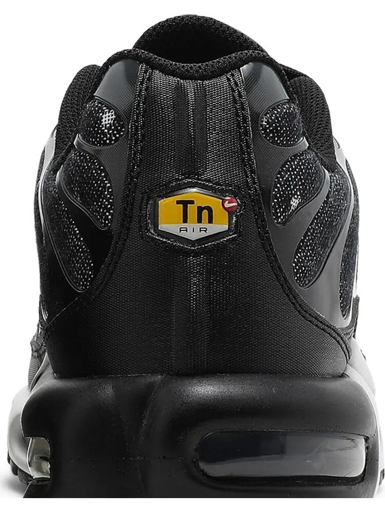 Кроссовки Nike Air Max Plus SE 'Black Chrome' — изображение 7 из 8, черный