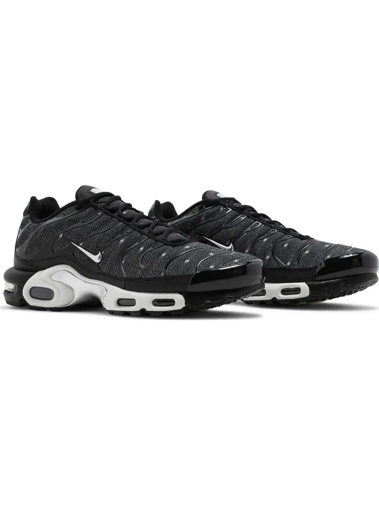 Кроссовки Nike Air Max Plus SE 'Black Chrome' — изображение 8 из 8, черный