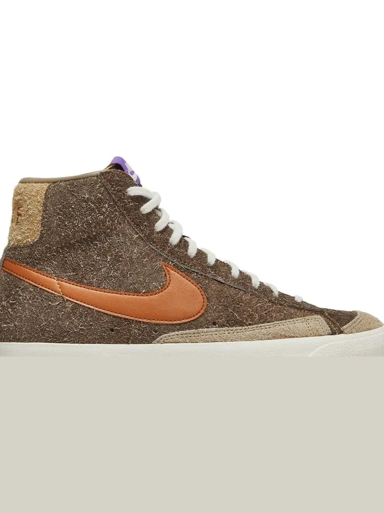 Кроссовки Nike Blazer Mid '77 Premium 'Dark Chocolate' — изображение 2 из 8, коричневый