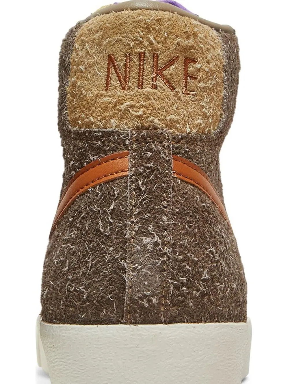 Кроссовки Nike Blazer Mid '77 Premium 'Dark Chocolate' — изображение 7 из 8, коричневый