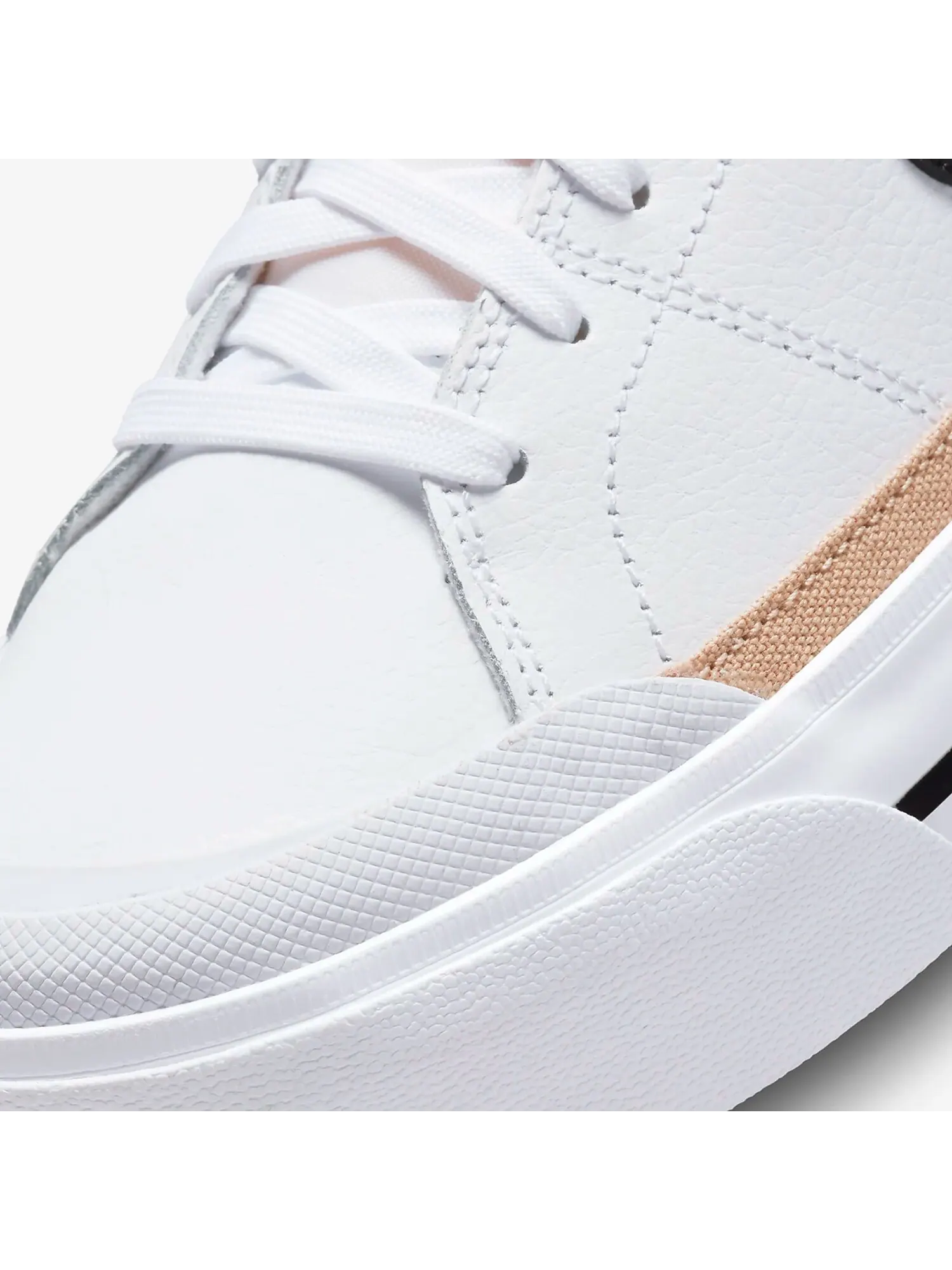 Кеды Nike Court Legacy Lift: Белый стиль с черными акцентами — изображение 8 из 9, белый//оранжевый/черный