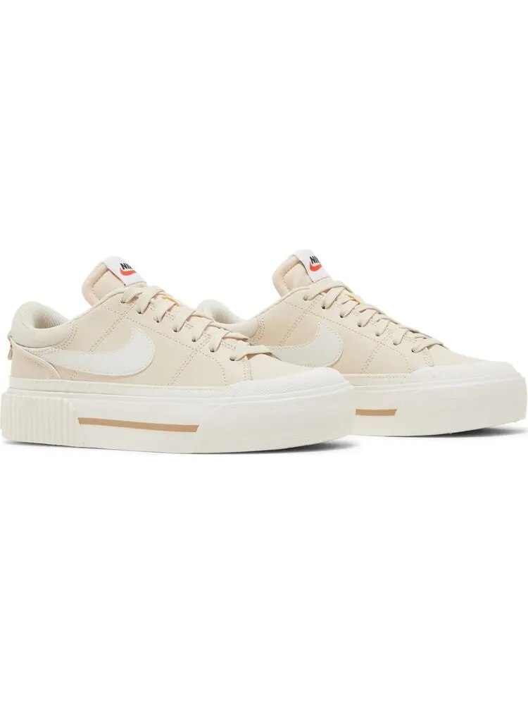 Кроссовки Nike Wmns Court Legacy Lift 'Pearl White' — изображение 8 из 8, бежевый