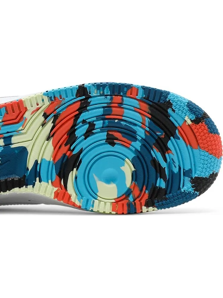 Кроссовки Nike Air Force 1 LV8 GS 'Swoosh Pack' — изображение 5 из 8, белый
