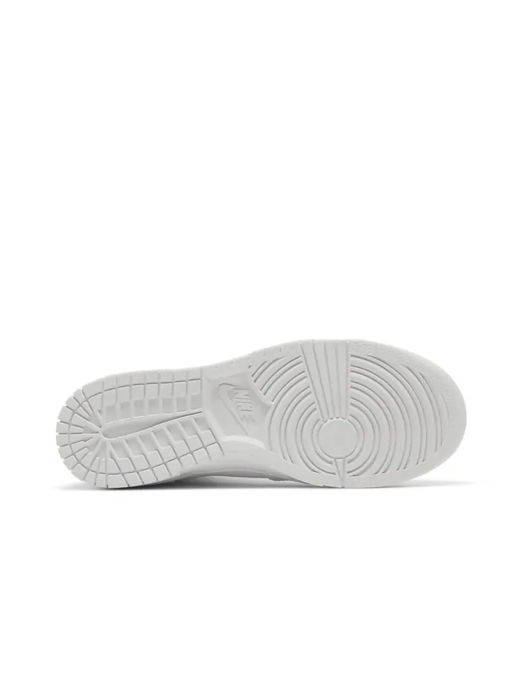 Кроссовки Nike Wmns Dunk High SE — изображение 4 из 4, белый