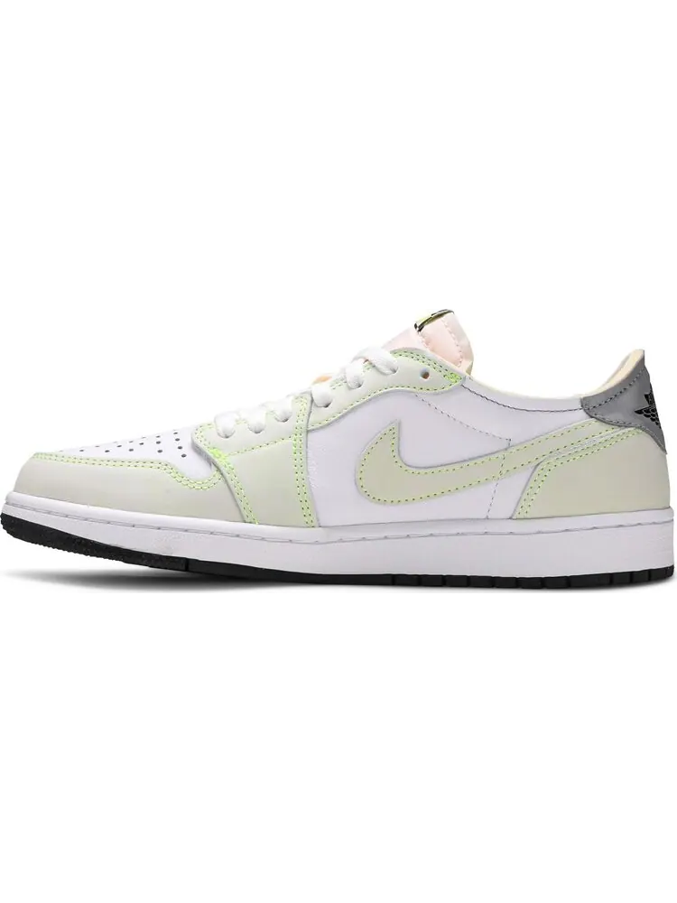 Кроссовки Air Jordan 1 Low OG Ghost Green — изображение 3 из 10, зеленый