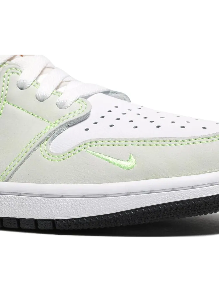 Кроссовки Air Jordan 1 Low OG Ghost Green — изображение 9 из 10, зеленый