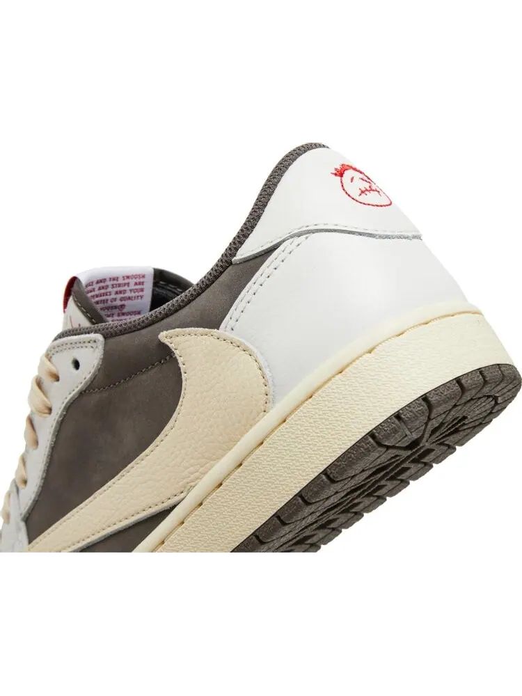 Кроссовки Travis Scott x Air Jordan 1 Low OG Reverse Mocha — изображение 9 из 10, коричневый