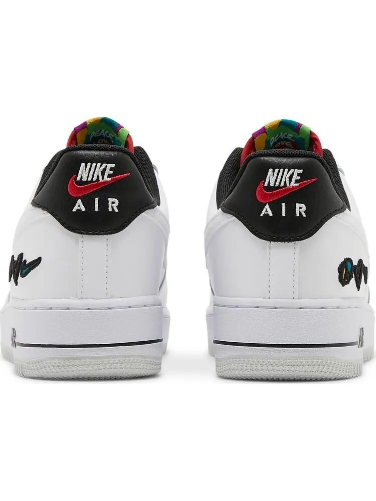 Кроссовки Nike Air Force 1 '07 LV8 3 'Peace Love Nike' — изображение 6 из 8, белый