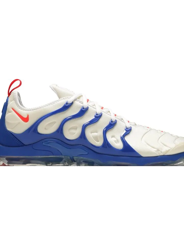 Кроссовки Nike Air VaporMax Plus 'Coconut Milk Hyper Royal' — изображение 2 из 8, бежевый