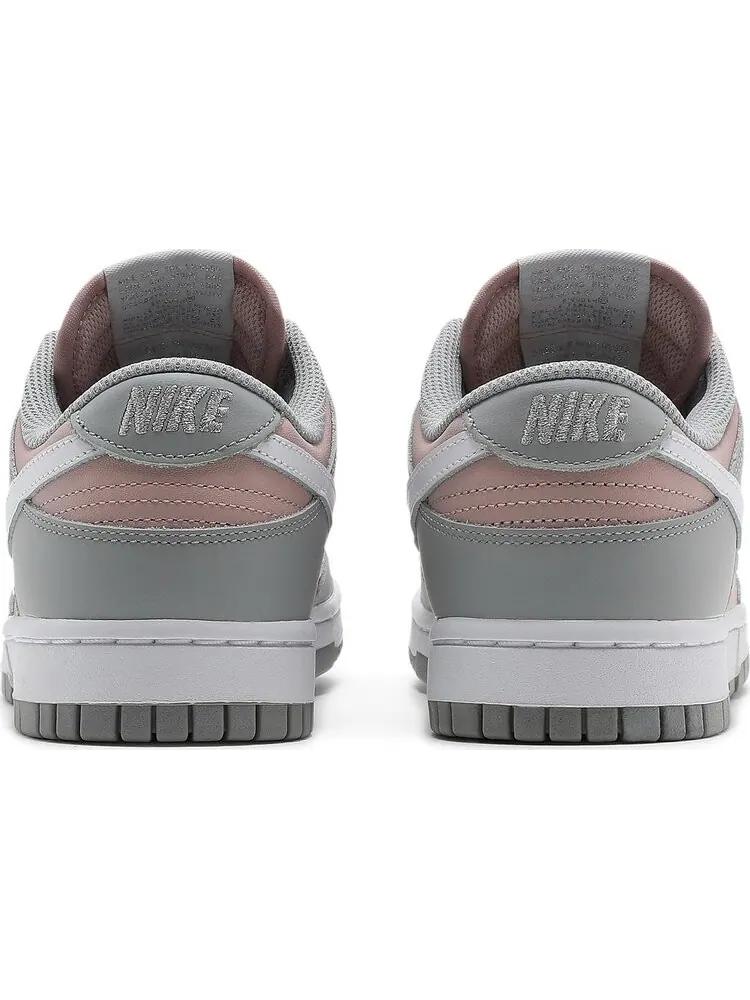 Кроссовки Nike Wmns Dunk Low 'Soft Grey Pink' — изображение 6 из 8, серый