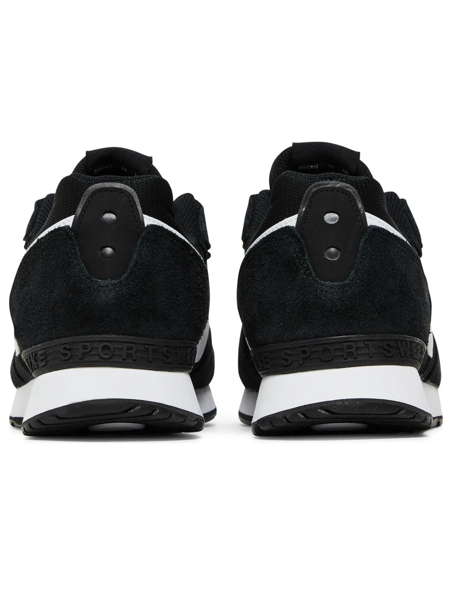 Кроссовки Nike Venture Runner Wide 'Black White' — изображение 6 из 8, черный