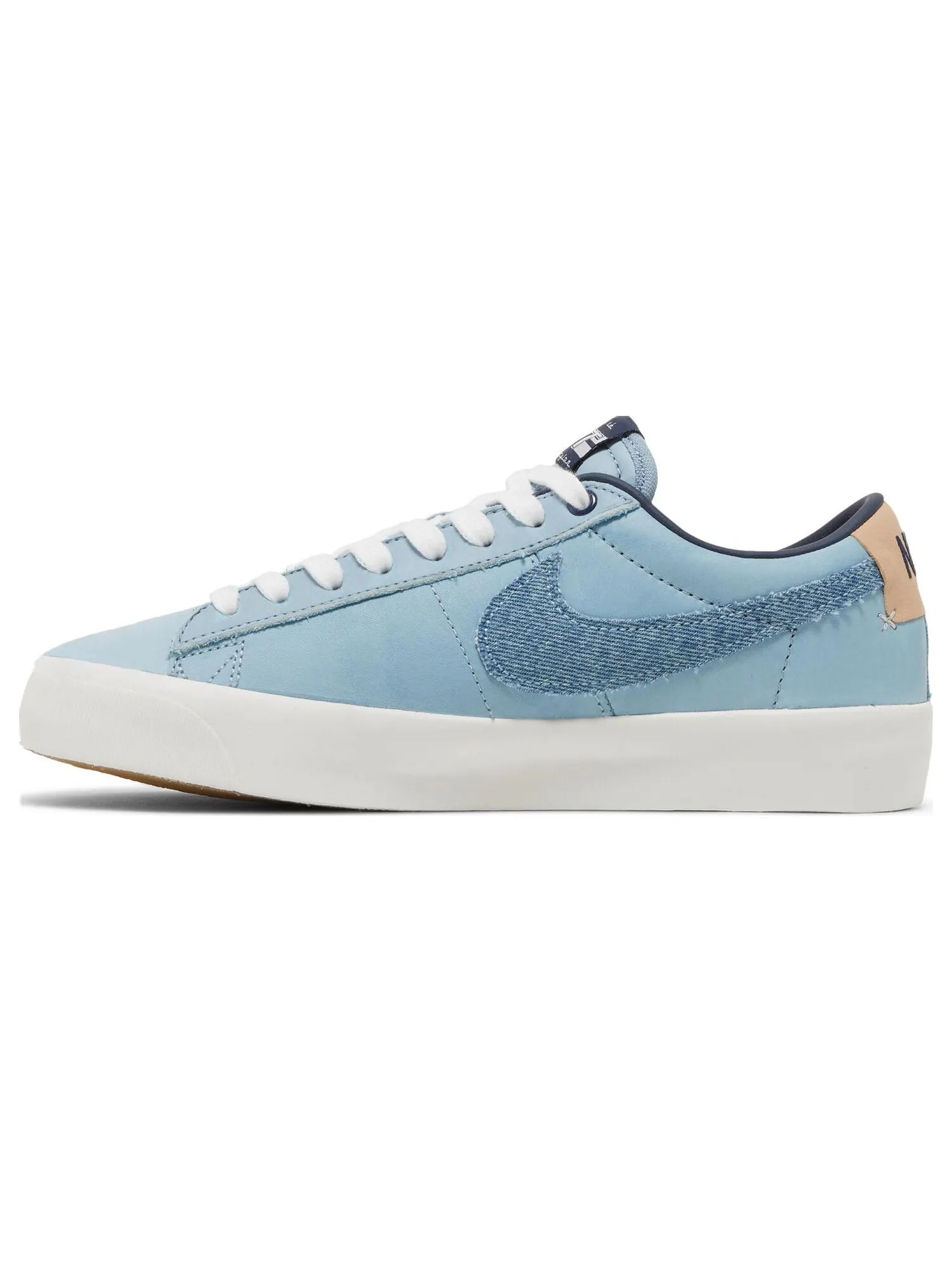 Кроссовки Nike Blazer Low GT SB 'Light Denim' — изображение 3 из 8, синий