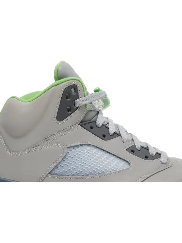 Кроссовки Air Jordan 5 Retro Green Bean 2022 — изображение 2 из 11, серый