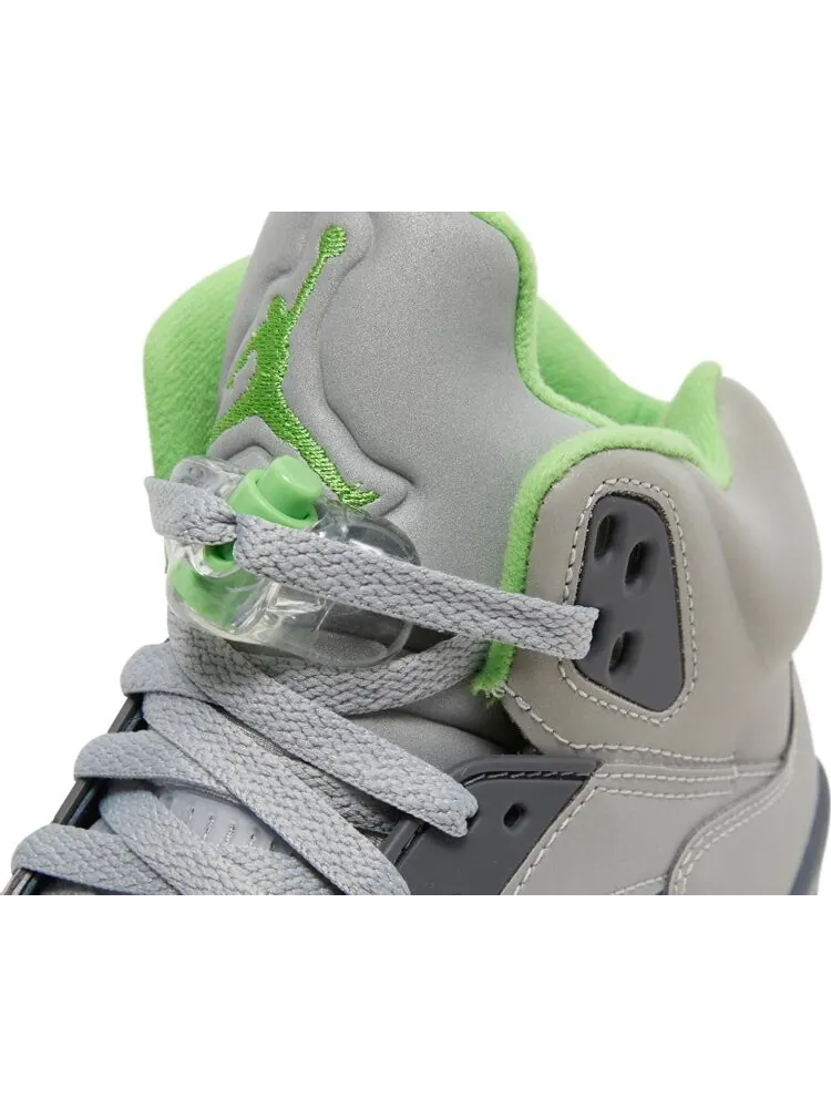 Кроссовки Air Jordan 5 Retro Green Bean 2022 — изображение 10 из 11, серый