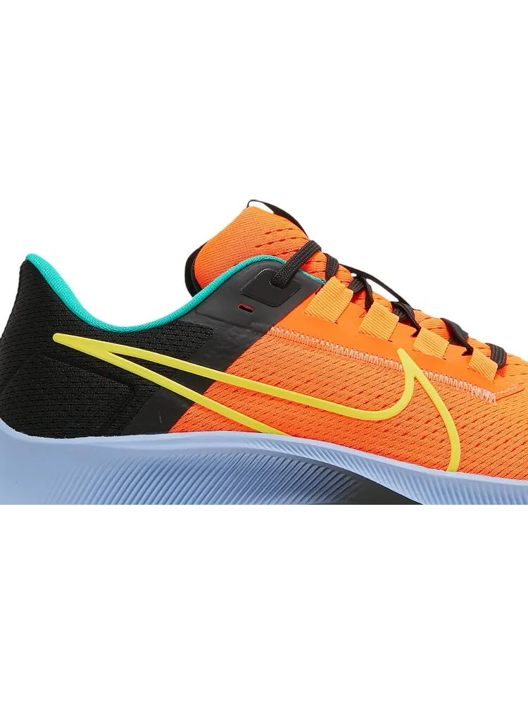 Кроссовки Nike Air Zoom Pegasus 38 'Unity Pack - Hyper Crimson' — изображение 2 из 8, оранжевый