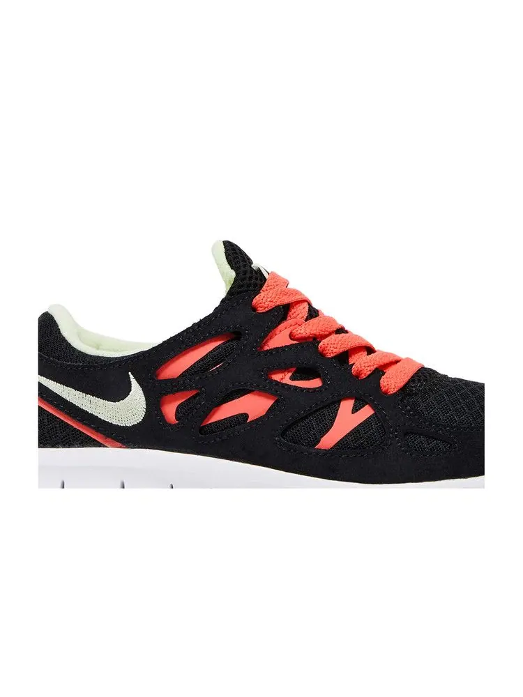 Кроссовки Nike Wmns Free Run 2 'Black Lime Ice' — изображение 3 из 9, черный///белый
