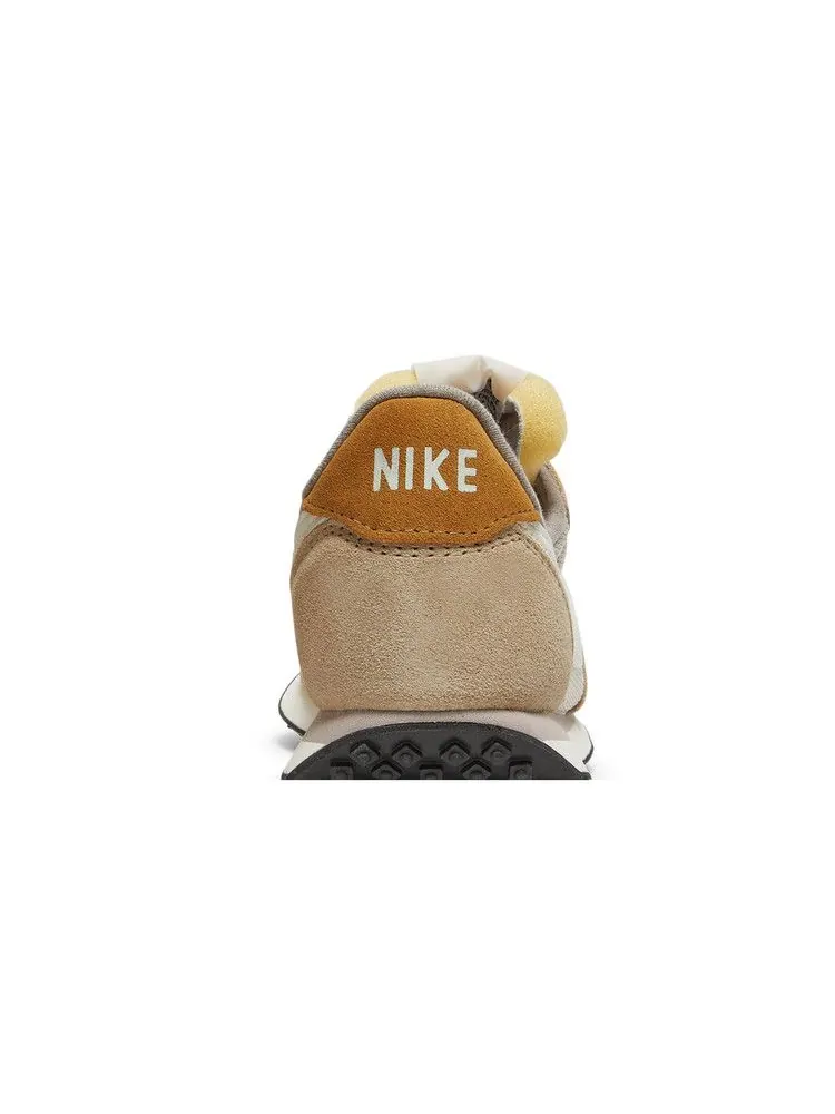 Кроссовки Nike Wmns Waffle Trainer 2 SE 'Desert Sand' — изображение 8 из 9, песочный