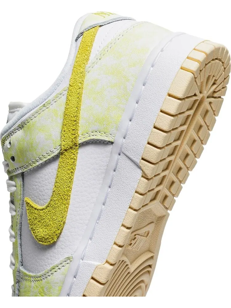 Кроссовки Nike Wmns Dunk Low OG 'Yellow Strike' — изображение 10 из 10, желтый