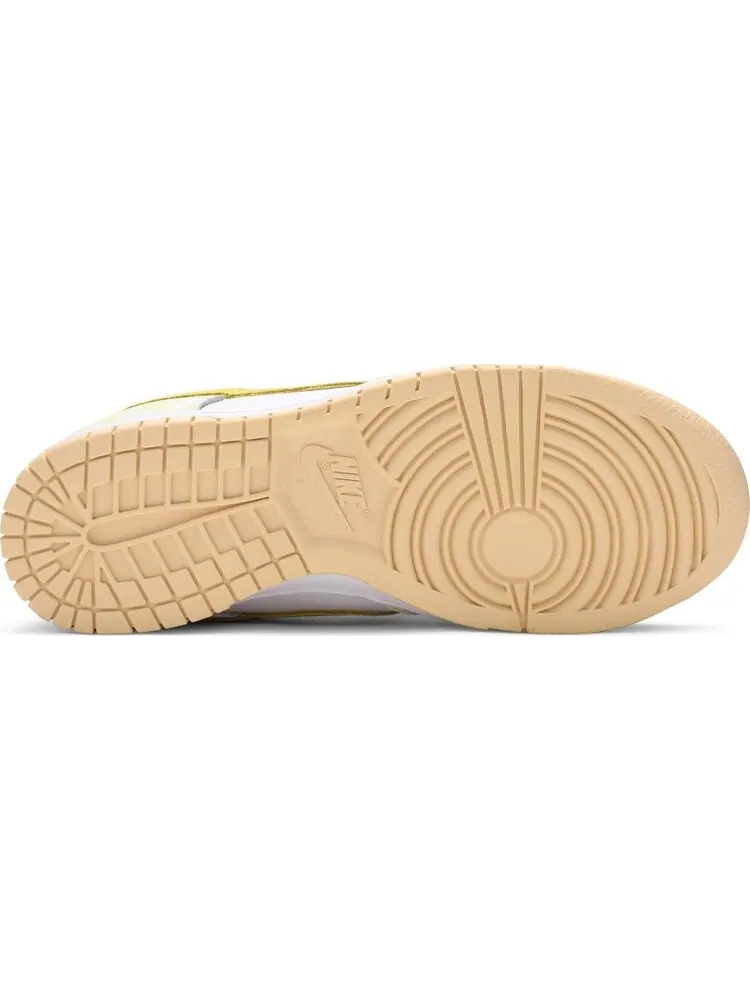 Кроссовки Nike Wmns Dunk Low OG 'Yellow Strike' — изображение 4 из 10, желтый