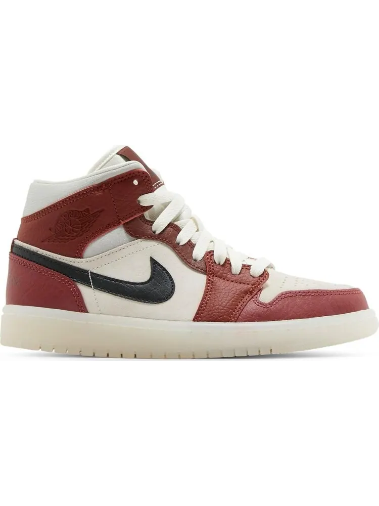 Кроссовки Wmns Air Jordan 1 Mid Anti Gravity Machines — изображение 1 из 8, белый