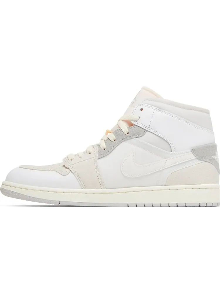Кроссовки Air Jordan 1 Mid SE Inside Out — изображение 3 из 8, белый