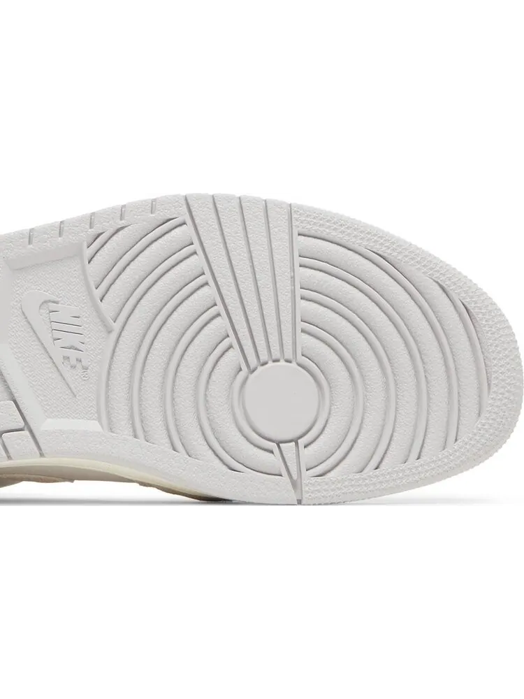 Кроссовки Air Jordan 1 Mid SE Inside Out — изображение 5 из 8, белый