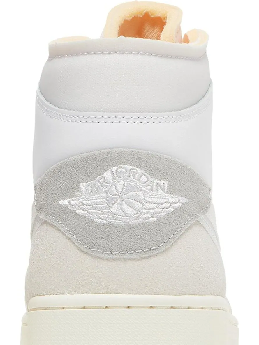 Кроссовки Air Jordan 1 Mid SE Inside Out — изображение 7 из 8, белый
