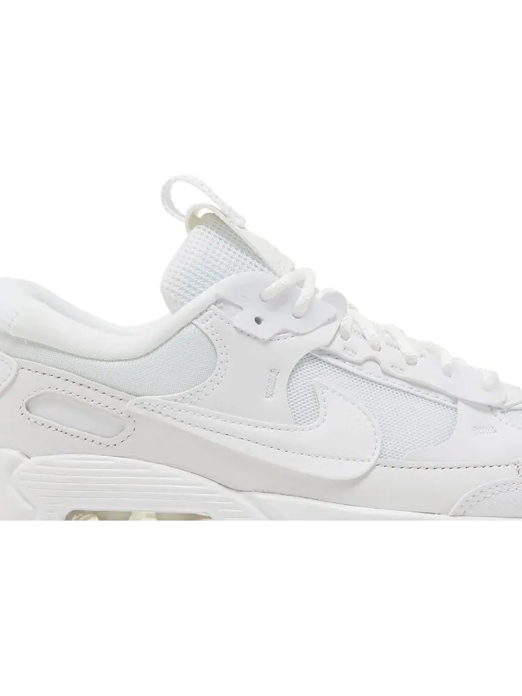 Кроссовки Nike Wmns Air Max 90 Futura 'Triple White' — изображение 2 из 8, белый
