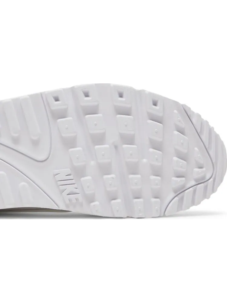 Кроссовки Nike Wmns Air Max 90 Futura 'Triple White' — изображение 5 из 8, белый