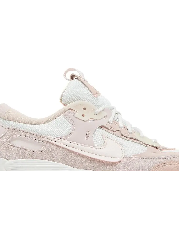 Женские кроссовки Nike Air Max 90 Futura — изображение 2 из 8, белый