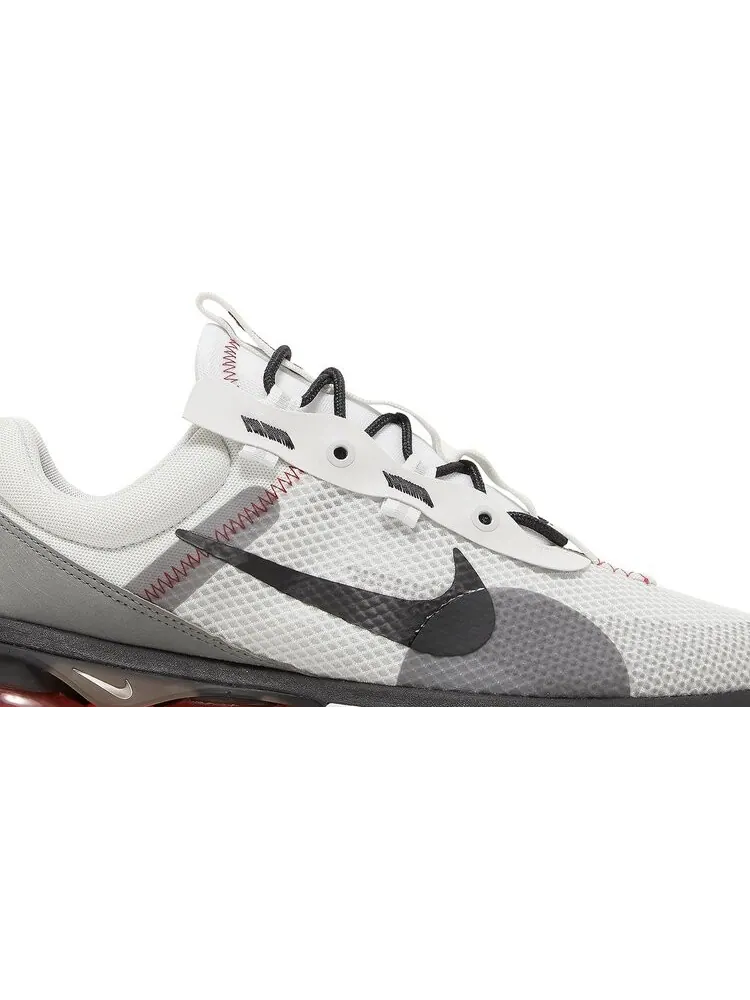 Кроссовки Nike Air Max 2021 SE 'Photon Dust Varsity Red' — изображение 2 из 8, серый
